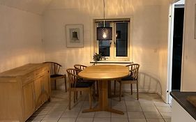 Apartment With Wifi, Close To City Center, Beach And Forrest